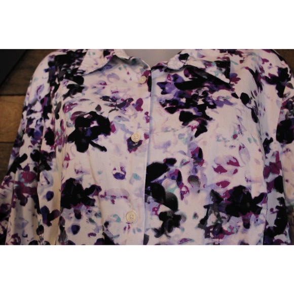 SALE-Apt. 9 women's modern abstract floral button up dress shirt size 1x - Picture 4 of 11
